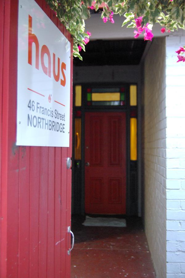Haus Accommodation - Note - Valid Passport Required To Check-In Perth Exterior foto