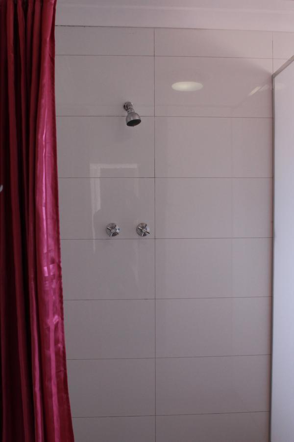 Haus Accommodation - Note - Valid Passport Required To Check-In Perth Exterior foto